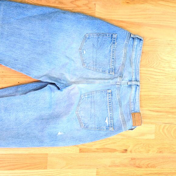 American Eagle women's Mom Jean Distressed size 4 - Picture 7 of 8